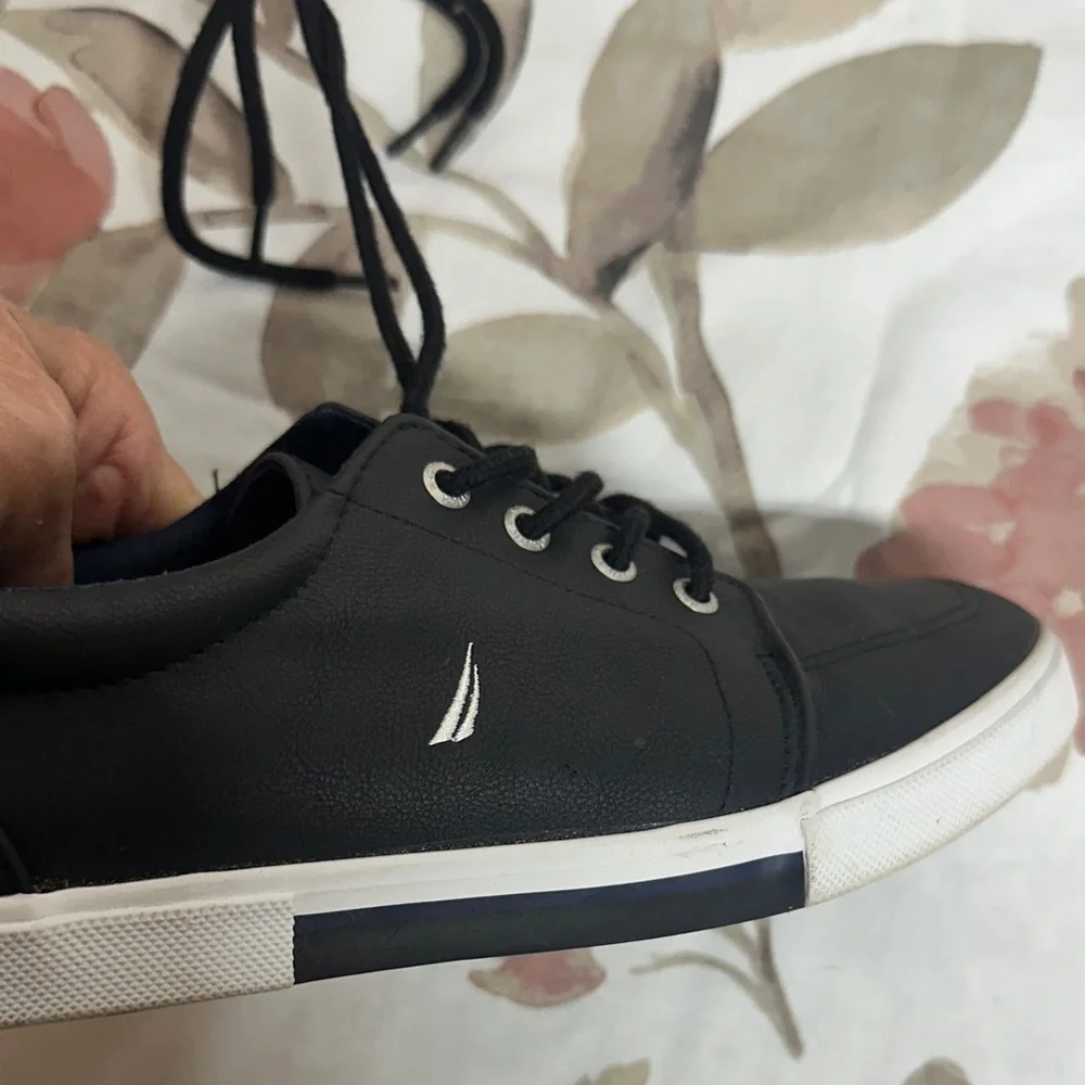 Nautica Women's Black and White Sneakers